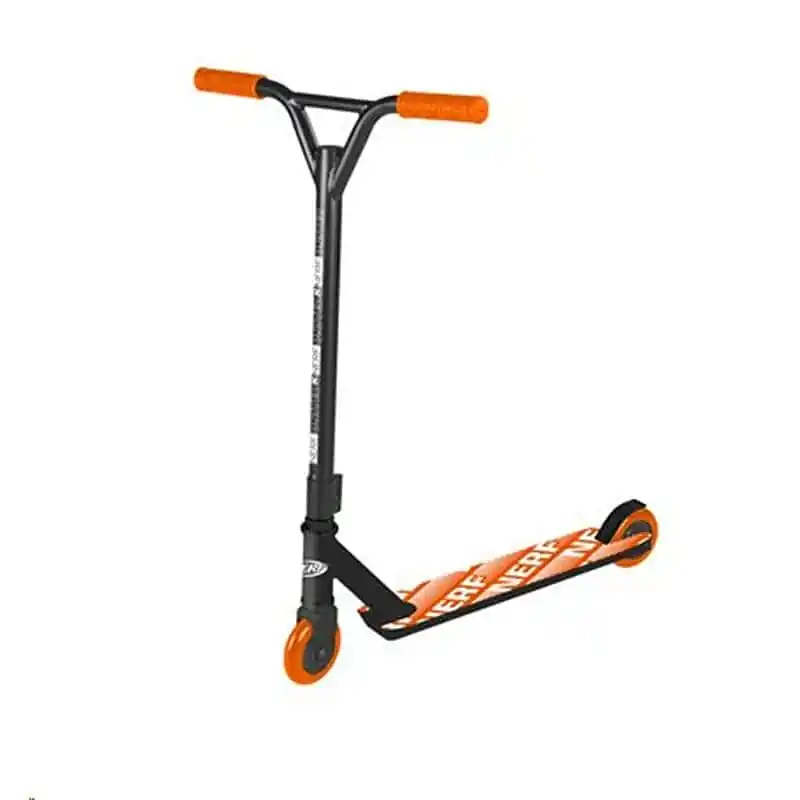 Aktuální Spokey HASBRO STRIKE Koloběžka freestyle, kolečka 100 mm, zn. NERF, černo-oranžová