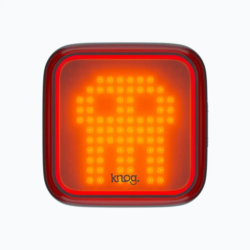 Knog Blinder Červená lampa na kolo Skull 12286 Odeslání Ihned