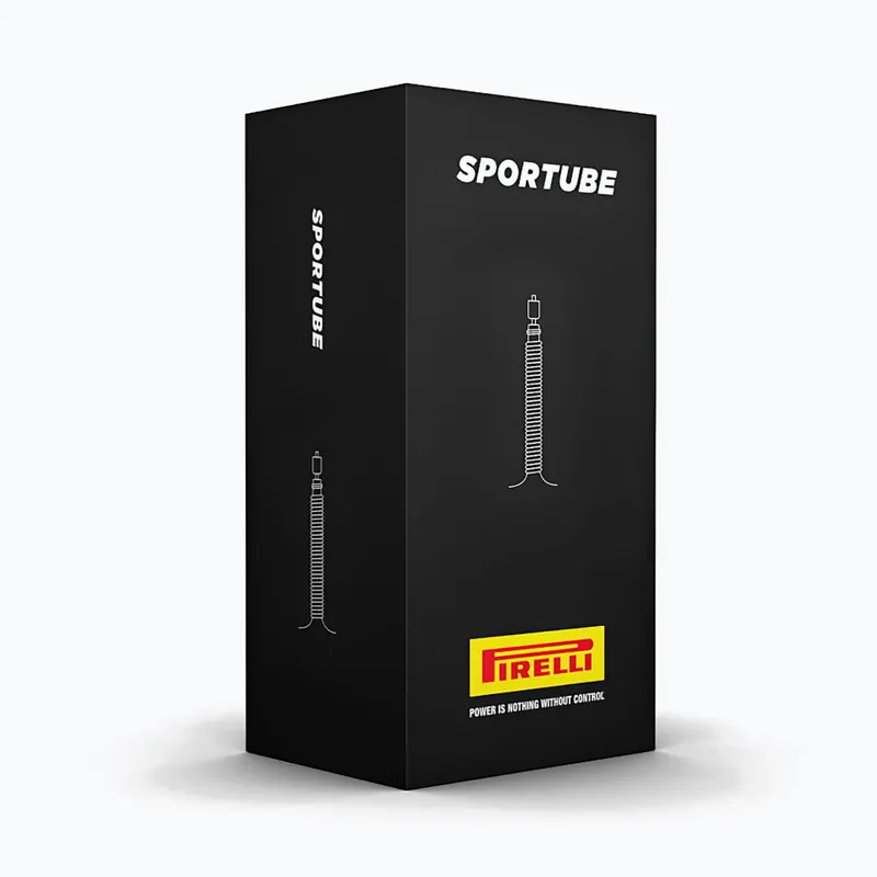 Poslední Šance Duše Pirelli Sportube Presta black