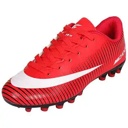 Ihned K Objednání Cleats Man kopačky červená