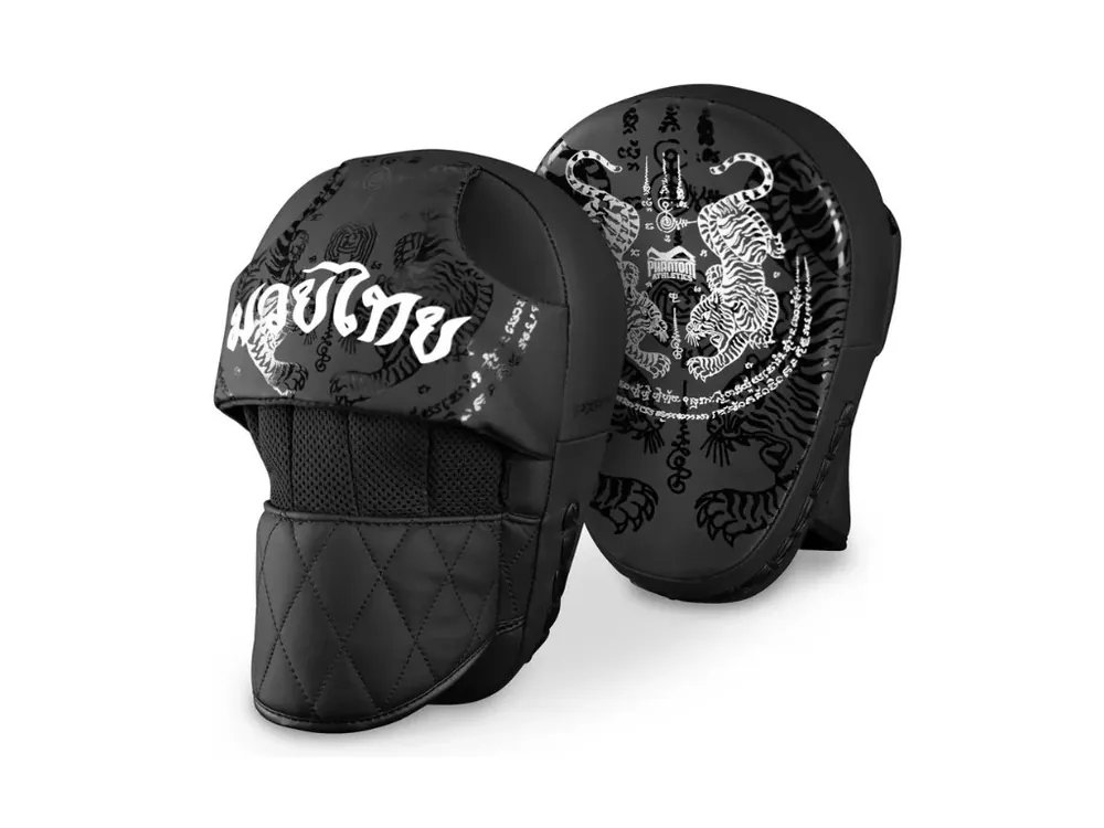 Boxerské lapy PHANTOM ATHLETICS MUAY THAI černé Značkový