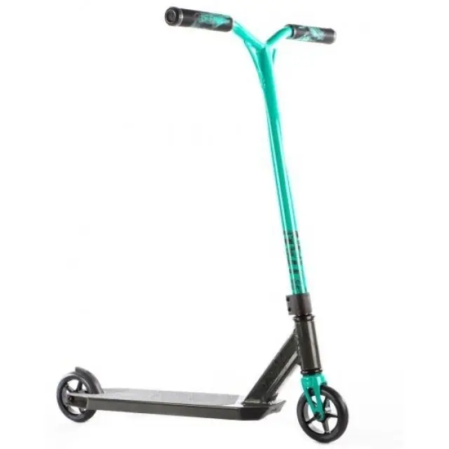 Freestyle koloběžka Versatyl Cosmopolitan V2 Black Blue Akce