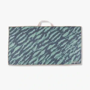 OGIO GOLF ručník green stripe camo Nízká Cena